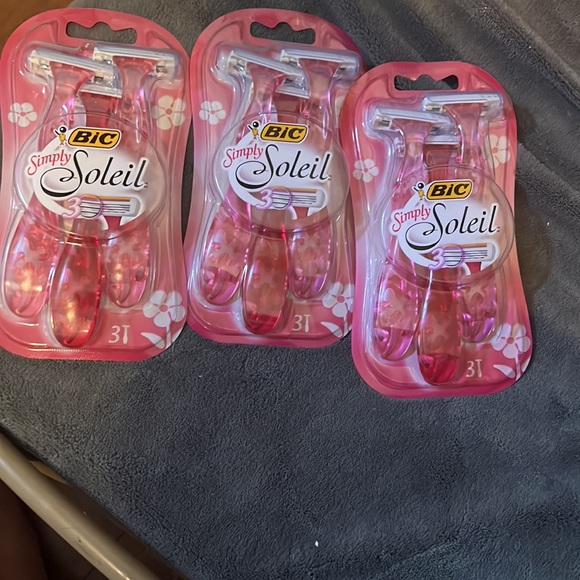 Women products - Picture 2 of 3